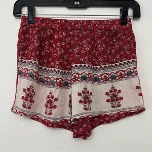 Fashion Fuse Red Boho Shorts Size Small